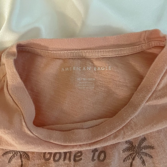 American Eagle Here Today Gone to Cali graphic tee - Picture 4 of 5